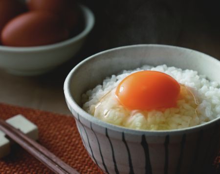 コクと甘みがある昔懐かしいたまご本来の味わい
