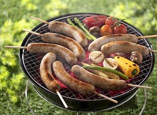 春のキャンプに『BBQソーセージ』はいかが？